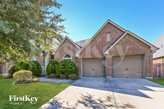 Building Photo - 18631 Minden Oaks Dr