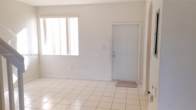 Foto del edificio - 2871 SE 15th Rd