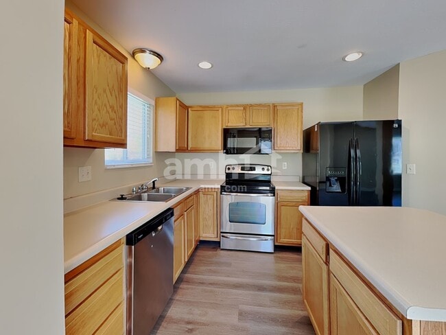 Building Photo - 3938 Winding Path Dr