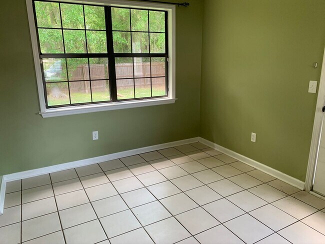 Building Photo - Home for Rent