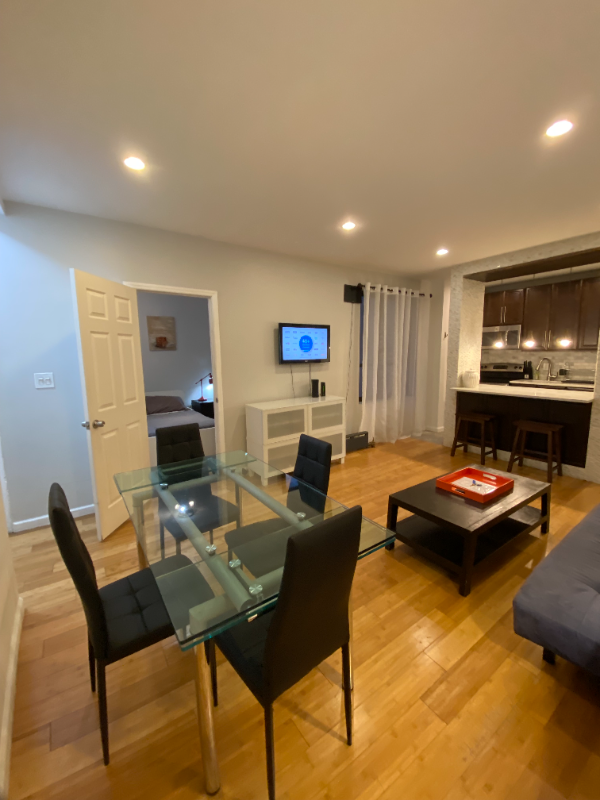 Building Photo - 120 W 58th St