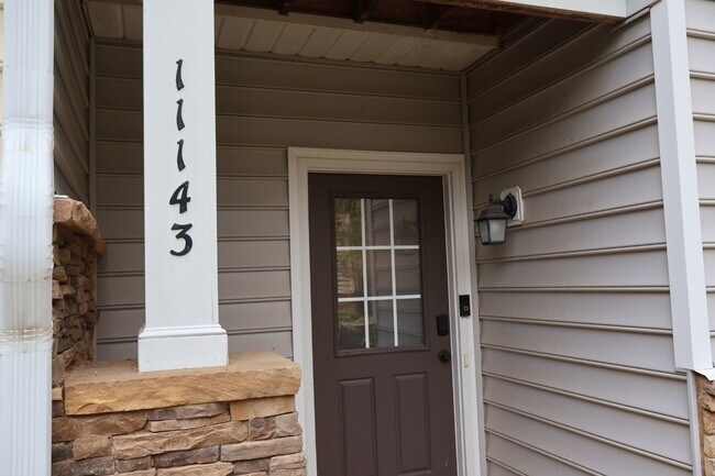 Foto del edificio - 11143 Dundarrach Ln