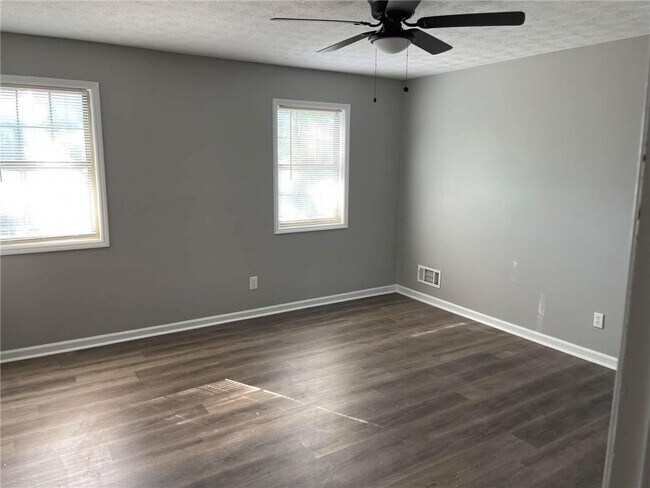 Building Photo - 1087 Sanford's Walk NW