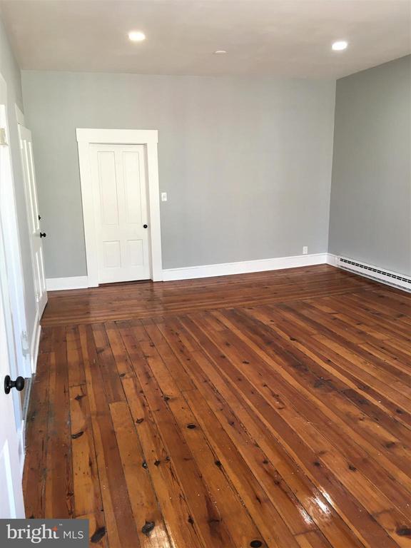 Building Photo - 25 W Boscawen St