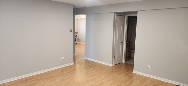 Foto del edificio - 8310 47th St