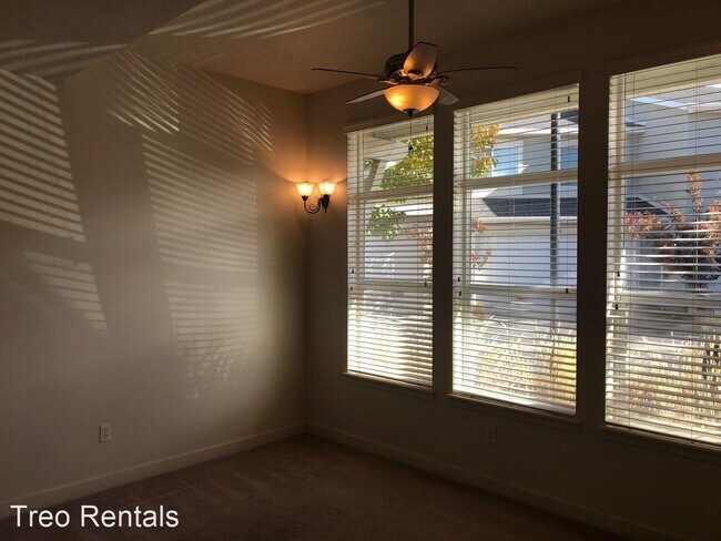 Foto del edificio - 2 br, 2.5 bath House - 2797 S. Asbury Lane