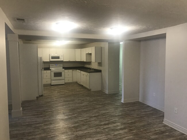 Foto del edificio - Pico Associates - 223 1/2 Second Street