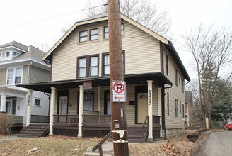 Building Photo - 2285 Indianola Ave