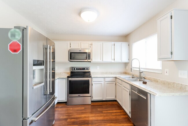 Building Photo - 9263 Haden Ln