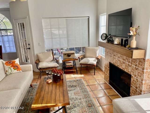 Foto del edificio - 1500 E Pusch Wilderness Dr