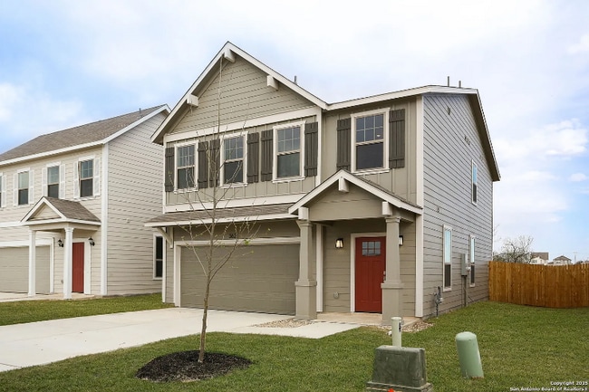 Building Photo - 401 W Commerce St Building Photo - 401 W Commerce St