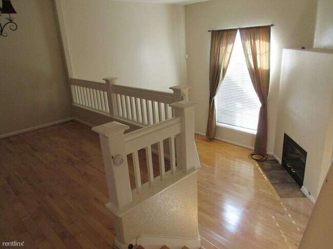 Building Photo - 954 Costen Ct