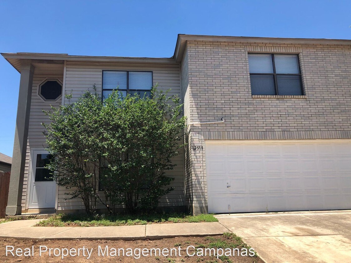 Primary Photo - 4 br, 2.5 bath House - 12519 Paloma Trl