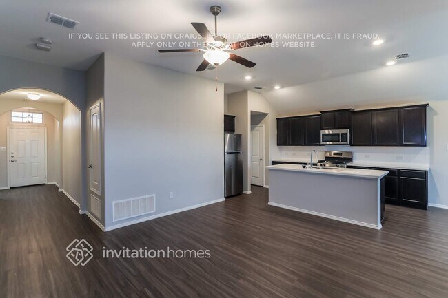 Foto del edificio - 441 Pollyann Trl