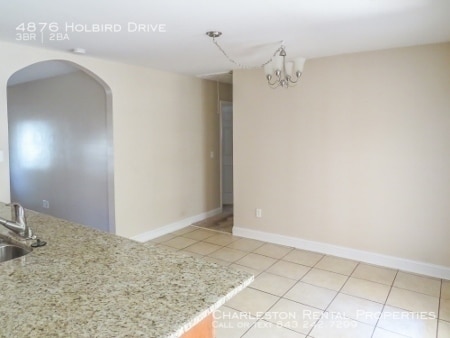 Photo - 4876 Holbird St House