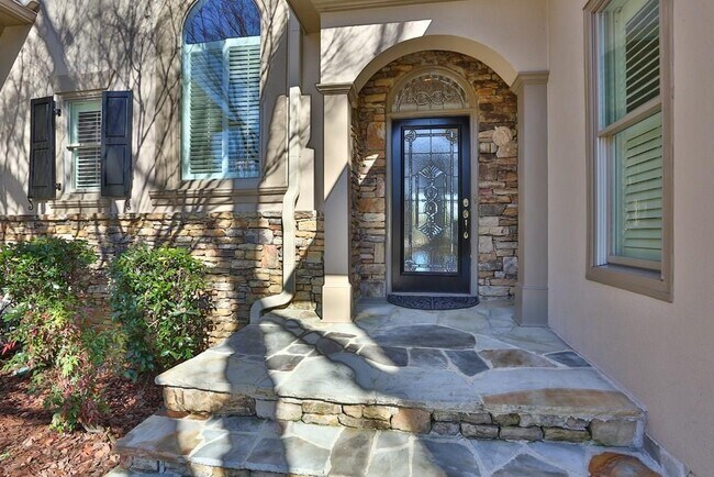 Building Photo - 7610 Wentworth Dr