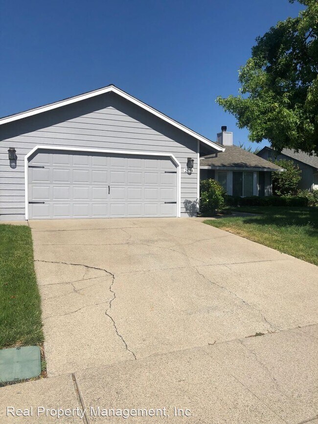 Foto del edificio - 4 br, 2 bath House - 2484 Candlewood Dr.