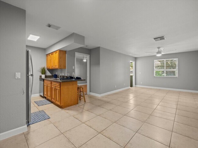 Foto del edificio - 230 Thorntree Pl