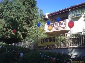 Foto del edificio - 15135 Burbank Blvd