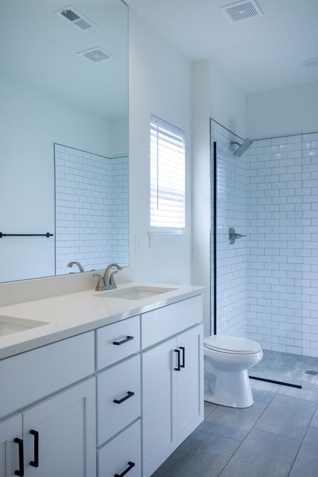 Building Photo - 19931 Cornice St