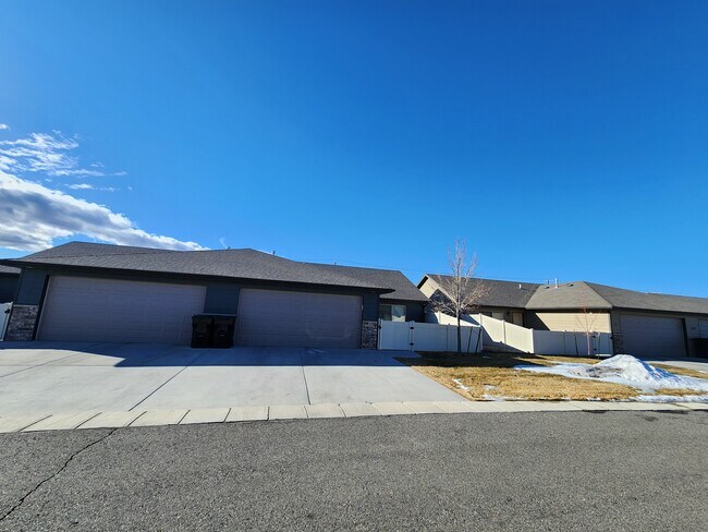 Barrio limpio y tranquilo - 1454 River Edge Rd