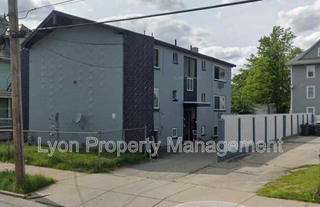 Foto del edificio - 51 Adelaide Ave