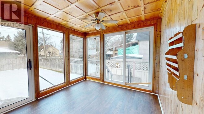 Building Photo - 139 Carufel Ave