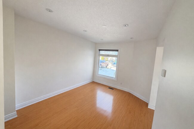 Photo du bâtiment - 12 Horsham St