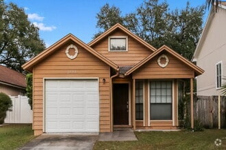 Building Photo - 2513 Townsquare Dr