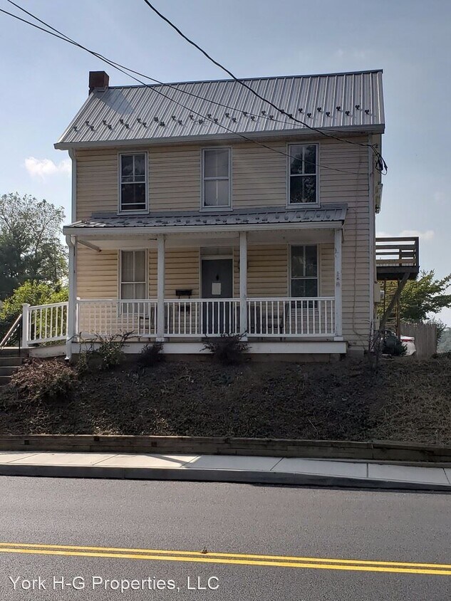 Primary Photo - 524 Carlisle St