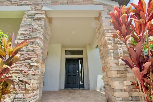 Building Photo - 8424A Bluevine Sky Dr
