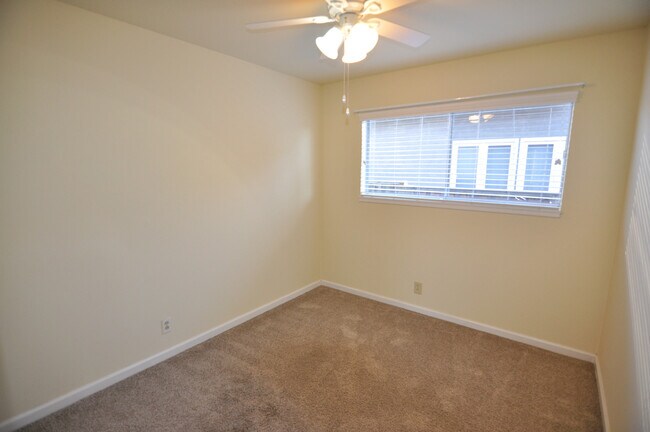 Building Photo - 4/2 Cambrian Home with Spacious Backyard