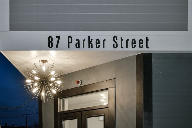 Foto del edificio - 87 Parker St