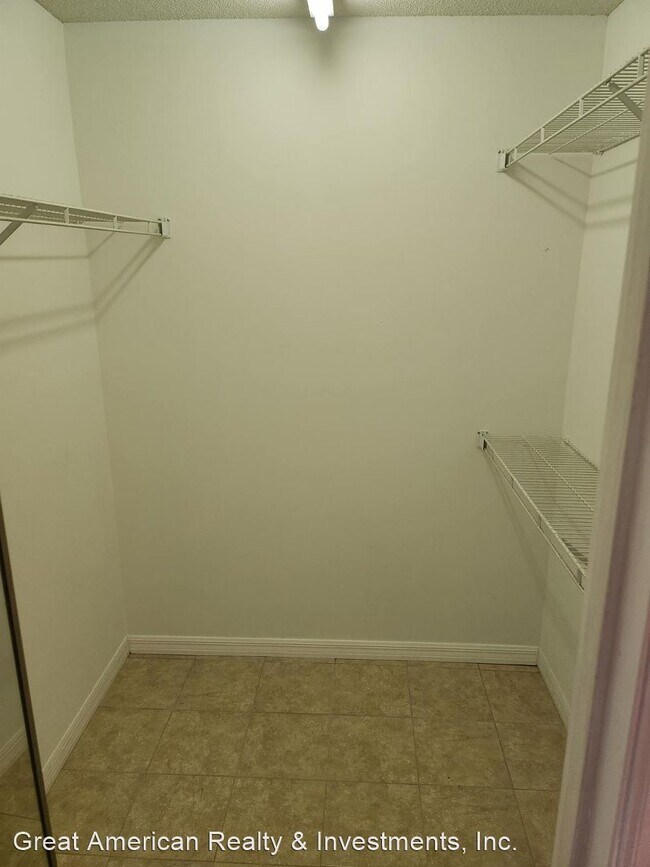 Building Photo - 2 br, 1 bath House - 231 Davidson Ave