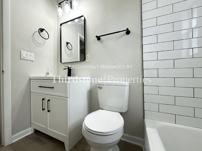 Foto del edificio - 1930 Park St