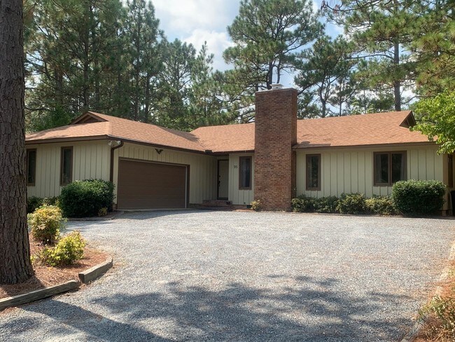 Building Photo - 95 Lost Tree Rd