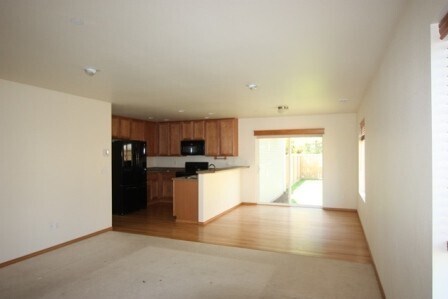 Foto del edificio - 1535 Burnside Pl