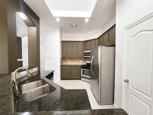 Foto del edificio - 18730 Dempsey Oaks Dr