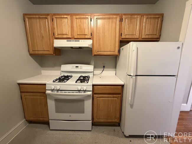 Building Photo - 84 New Whitney St