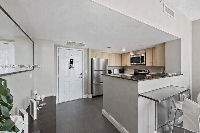 Foto del edificio - 3000 Coral Wy