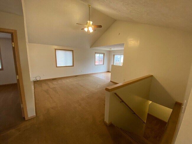 Foto del edificio - 5655 N 21st St