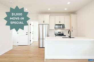 Building Photo - 919 Belmont Ave