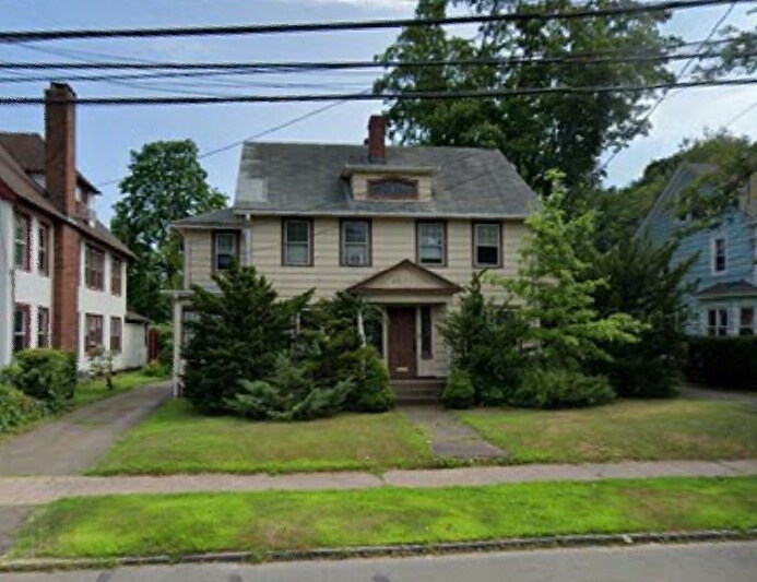 Primary Photo - 812 Edgewood Ave
