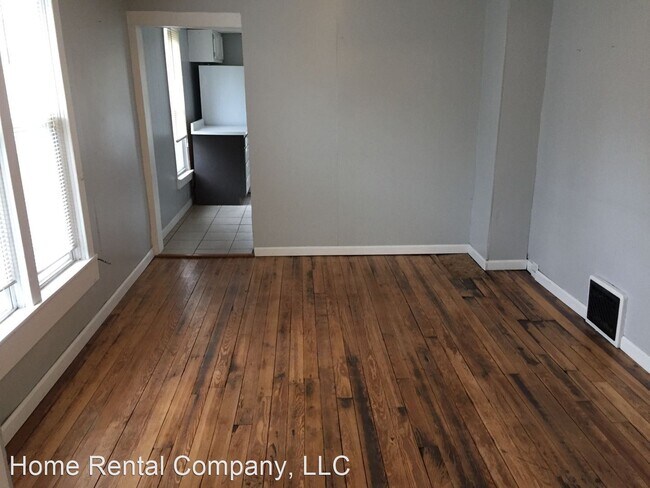 Building Photo - 2 br, 1 bath House - 640 Livingston NE #2