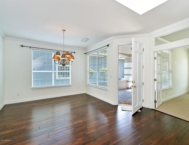Building Photo - 6548 Burnham Cir