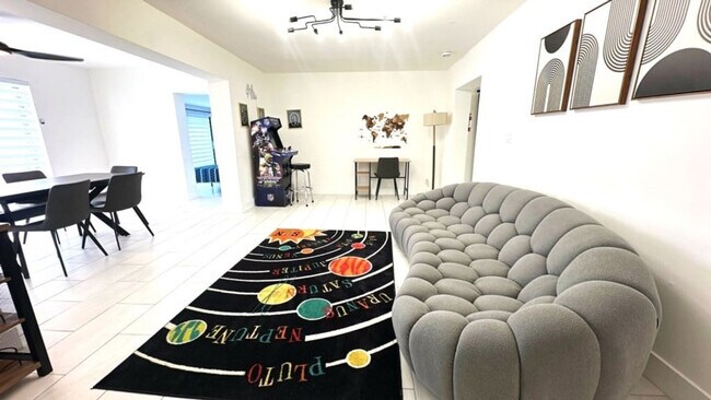 Foto del edificio - 6630 Cody St