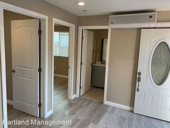 Building Photo - 1 br, 1 bath House - 13202 Wentworth St