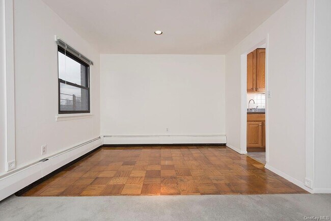 Building Photo - 2261 Palmer Ave