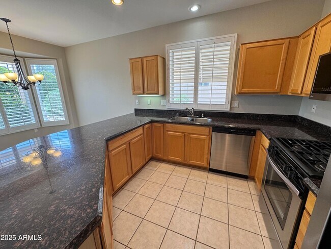 Foto del edificio - 22107 N Veterans Dr