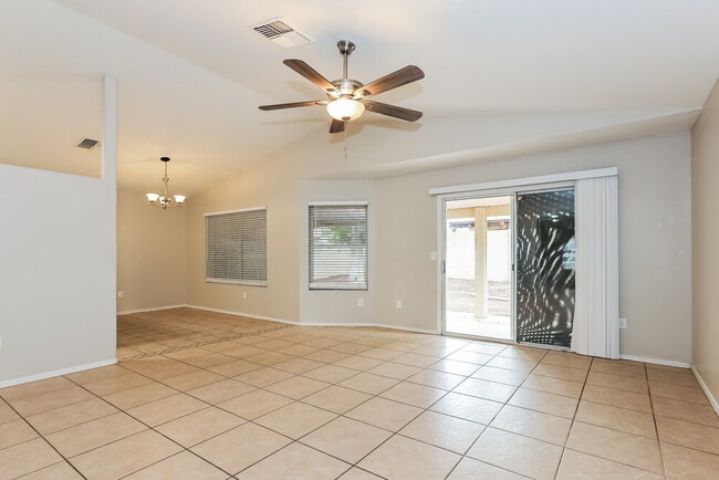 Foto del edificio - 3134 E McKellips Rd